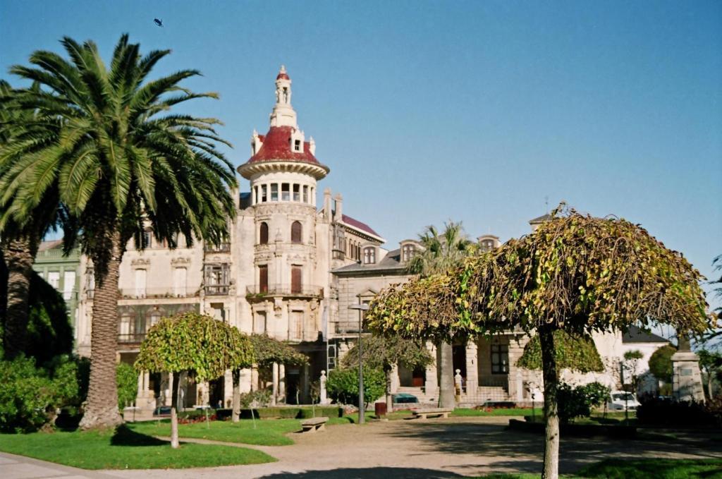 Hotel Santa Cruz Ribadeo Esterno foto